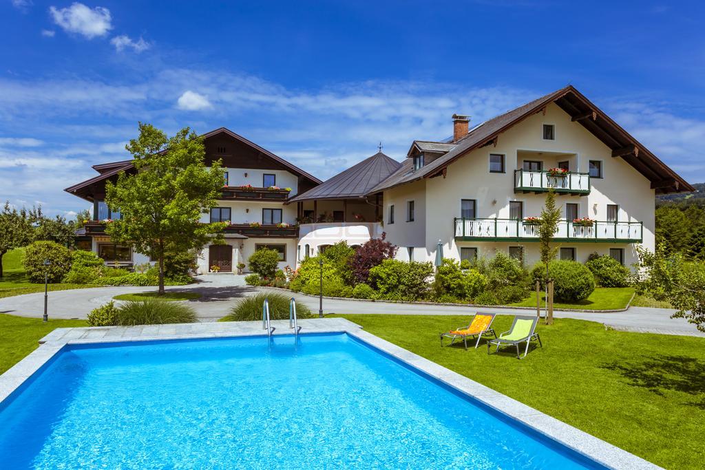 Pension Anna Mondsee Exteriör bild