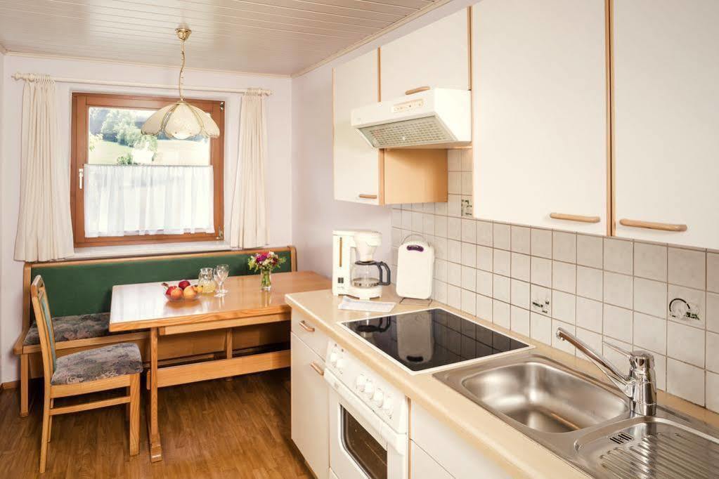 Pension Anna Mondsee Exteriör bild