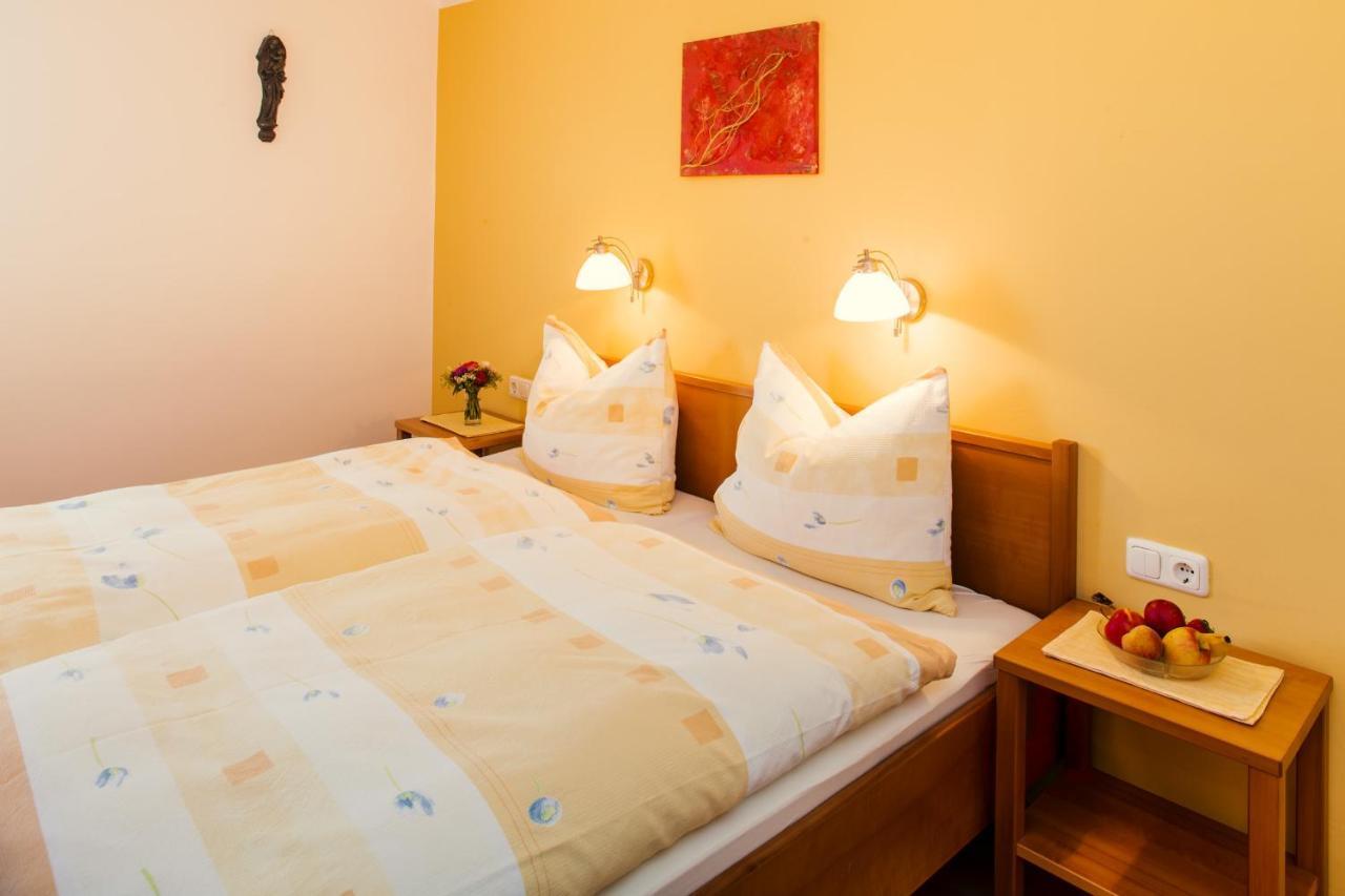 Pension Anna Mondsee Rum bild